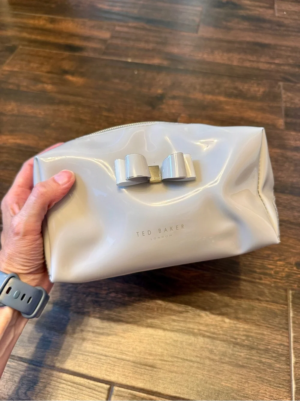 Ted Baker London Halsey Gray Bow Cosmetic Makeup Bag New Carryall Travel